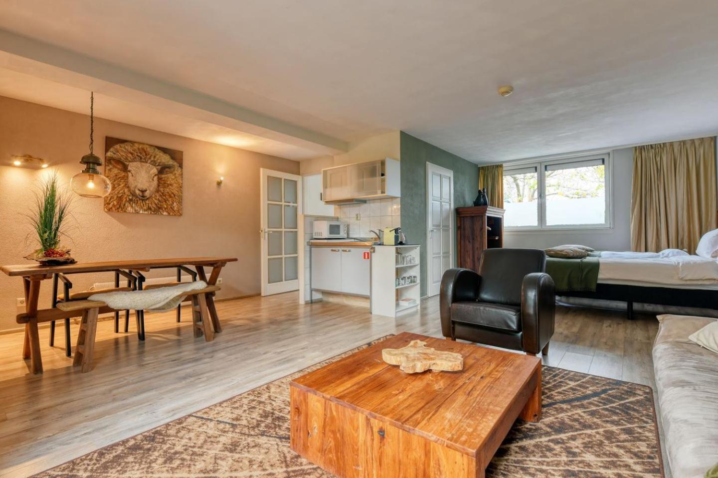 Borneman Buitenhof - Prive Appartement Houten Εξωτερικό φωτογραφία
